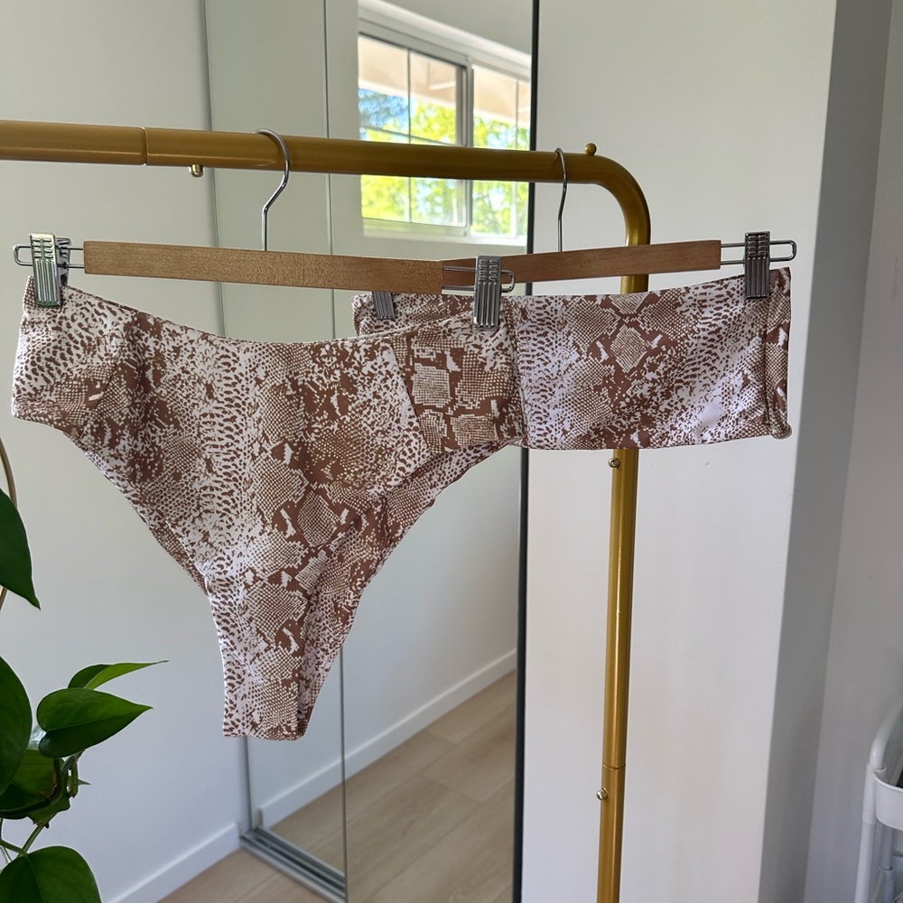 Snake print bikini